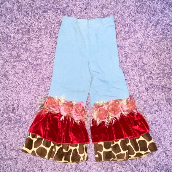 3T Haute Baby Red Velvet Giraffe Feather Embellished Flare Bell Bottom Jeans Set - Picture 6 of 7